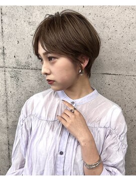 ルアン 上通り(ruen) 熊本 ショートカット 大人ショート ruen 上通り 右田莉奈