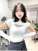 ミディアムレイヤーカット/くびれヘア/20代30代/インナーカラー
