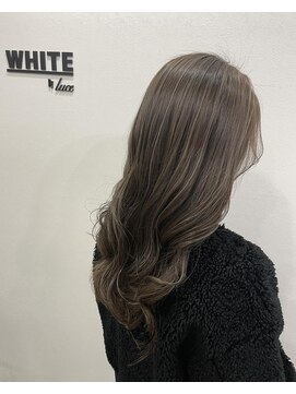 アンダーバーホワイト 阪神西宮店(_WHITE) 極細ハイライト オリーブベージュ