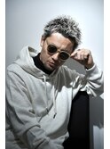 大人男子のブリーチカラー