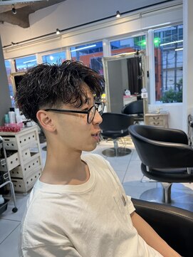 アイズ 海老名(AIZU) ツイストスパイラルパーマ スパイラルパーマ ツイストパーマ