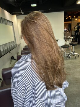 スティーロ 渋谷(Steelo) Steelo シアーベージュ×大人ロングレイヤー