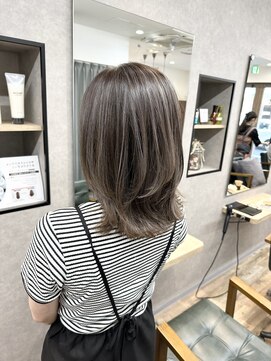 リベストバイジェービー 稲毛(li best. byjb) ピンクベージュ/インナーグレージュ/マチルダボブ/前髪【稲毛】