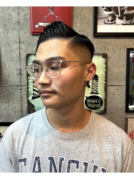 スタンドバーバー 柏(STAND BARBER) マッシュパーマ/ウルフ/アッシュブラック/カルマパーマ/柏