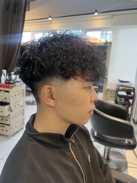 アイズ 海老名(AIZU) スペインカール 波巻きパーマ メンズパーマ