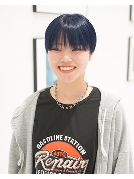 ハイブ 金沢(Hive) 10代20代ブリーチハイトーンブルーブラックネイビーブルー