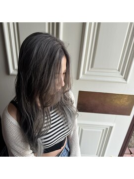 イーエル グランデ(e.ll grande) バレイヤージュ