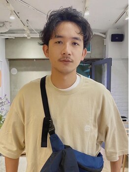 ローレンサカエ(LOREN)の写真/ビジネスマンでも可能な《波巻きスパイラルパーマ》をご提案＊清潔感がありつつ、第一印象が好印象に＊
