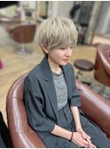 刈り上げマッシュショート ホワイトブロンド メンズライク 王寺