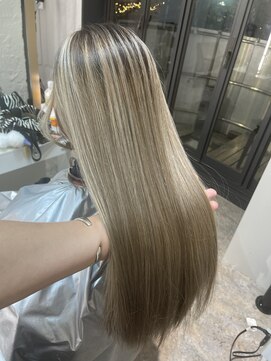 ブレンド 渋谷(BLend) 黒髪ボブルフネビージュ小顔ワンレンスペインカール