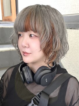 アンバー(Amber) シルバー×ポイントオレンジ