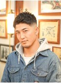爽やかメンズショートスキンフェードアップバング