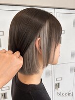 ブルーム 八千代緑が丘(bloom)&nbsp;【耳掛けで魅せる】暗髪ボブ×ホワイトグレージュインナーカラー