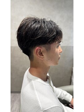 クラシック 蒲田(classic) フェザーパーマでつくる軽やかな束感スタイル！