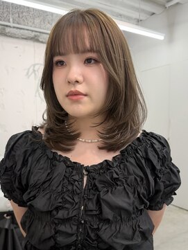 ネンドヘアー(nendo_hair) オリーブベージュ/ミディアムレイヤー