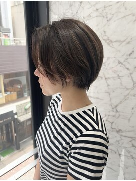 メモリーズ 銀座(Memories) 簡単スタイリング！大人綺麗なショートヘア！
