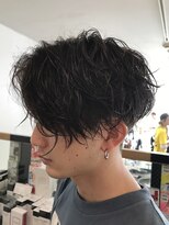 ローウェ バイ フィフス 立川メンズサロン(Louwe by fifth)&nbsp;センターパートツイストスパイラルパーマメンズ波巻きパーマ