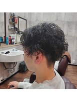 ルアナ(LUANA)&nbsp;センターパート/スパイラルパーマ