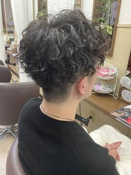 コアフィールフィス(COIFFURE fils) 【見附 今町】波パーマ ツイストパーマ ミックスパーマ