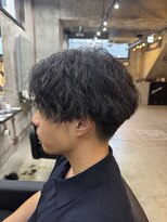 カーニー 上野(kearny)&nbsp;ツイストスパイラルパーマ縦落ちパーマメンズ波巻きパーマ