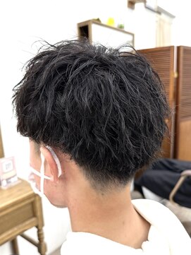 ジュノ(Jeuno) 黒髪×ツイストスパイラル