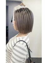 ハイク(HYKE)&nbsp;グレー系バレイヤージュ【シャドールーツ】