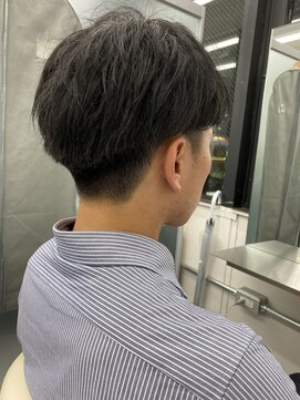 ジエクト アイロ 江坂駅前店(The Ect ilo) スッキリショートサイドパート　メンズカット　似合わせカット