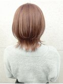 ピンクベージュ ウルフカット ボブルフ ケアブリーチ 美髪 20代