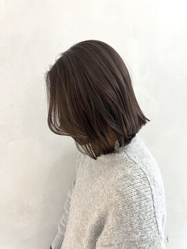 マスカリ(muscali) #丸型#ホワイトグレージュ#ミニウルフ#チェリーブラウンa50