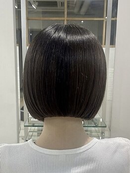 グルー(glue)の写真/【7月限定クーポン】クセやダメージを考慮しながら、素材を活かしたこなれ感のあるショートヘアが大人気☆