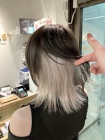 コワファースト長崎シャンプーボーイ 2nd(COIFF1RST 長崎 SHAMPOO BOY) 長崎ハイトーン インナーカラー ウルフ ホワイトカラー