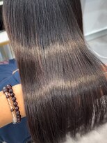 ビューティーアンドケアカロン(Beauty and Care CALON) 【30代/40代髪質悩み】みずみずしい質感に改善ミネラル縮毛矯正