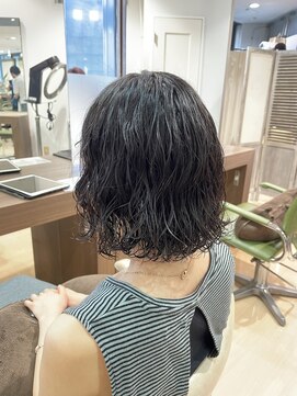アウラ(AURA) ウェーブパーマ