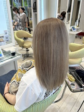 ビス ヘア アンド ビューティー 西新井店(Vis Hair＆Beauty) 20代30代40代大人可愛いアッシュベージュダブルカラー透明感