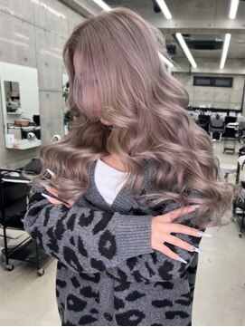 リノート バイ エゴル 太田川(Linoet by ENGOL) 秋冬大人気カラーグレージュ！