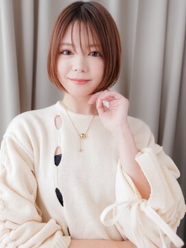 カバーヘアアンドスパ ブリス 浦和(COVER HAIR&SPA bliss) オレンジベージュ艶感ストレート前下がり丸みボブZ浦和20代30代