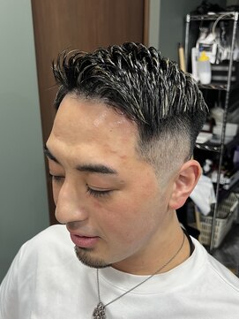 スタンドバーバー 柏(STAND BARBER) MEN’S HAIR/サーフカール/刈り上げセンターパート/柏/柏駅