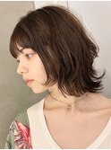 外ハネウルフボブ/大人くびれヘア/レイヤー/癖毛くせ毛/前髪あり
