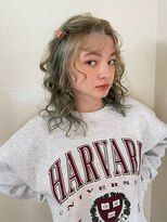アンドケー 那覇おもろまち店(and K)&nbsp;ガーリー/ゆる巻きアレンジ/後れ毛/ブリーチアッシュグリーン