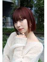 ルーツ 巣鴨 本店(roots) ワインレッドカラー 切りっぱなしボブ 艶髪