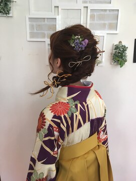 ヘアーアンドネイルフォレスト(Hair&Nail FOREST.) 袴でキュートなヘアセット