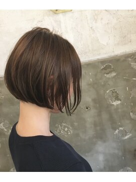 カシュカシュ(cache cache) ぱつっとボブ