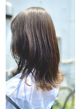 グラムヘアデザイン(g. hair design) ミディアム