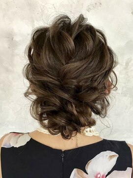 グロウ 上野御徒町(grow) ヘアアレンジ