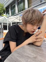 ワン バイ ジエクト(One by The Ect)&nbsp;ハンサムマッシュショート透け感グレーアッシュホワイトカラー