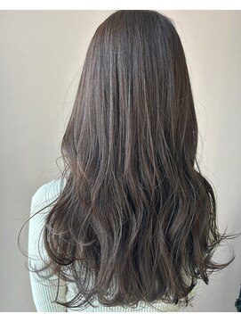 ハブ(hub) 【天神今泉】シルバーグレージュ