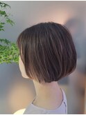 ナチュラルショートボブ　３０代４０代５０代６０代　前髪あり