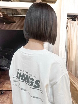 アクトゥス(AEQUITAS) ブリーチなしダブルカラー×グレーアッシュ