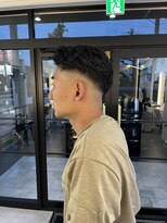 リエンスクレア(RIENS xrea)&nbsp;【xrea】メンズフェードカット×山内一樹