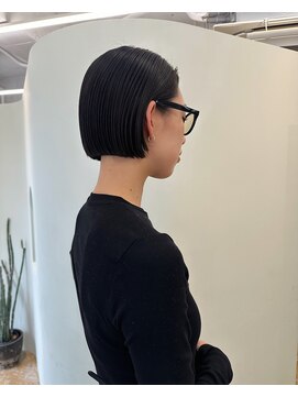 ユー(yew) コンパクトボブ／ミニボブ／切りっぱなしボブ／ぱっつんボブ